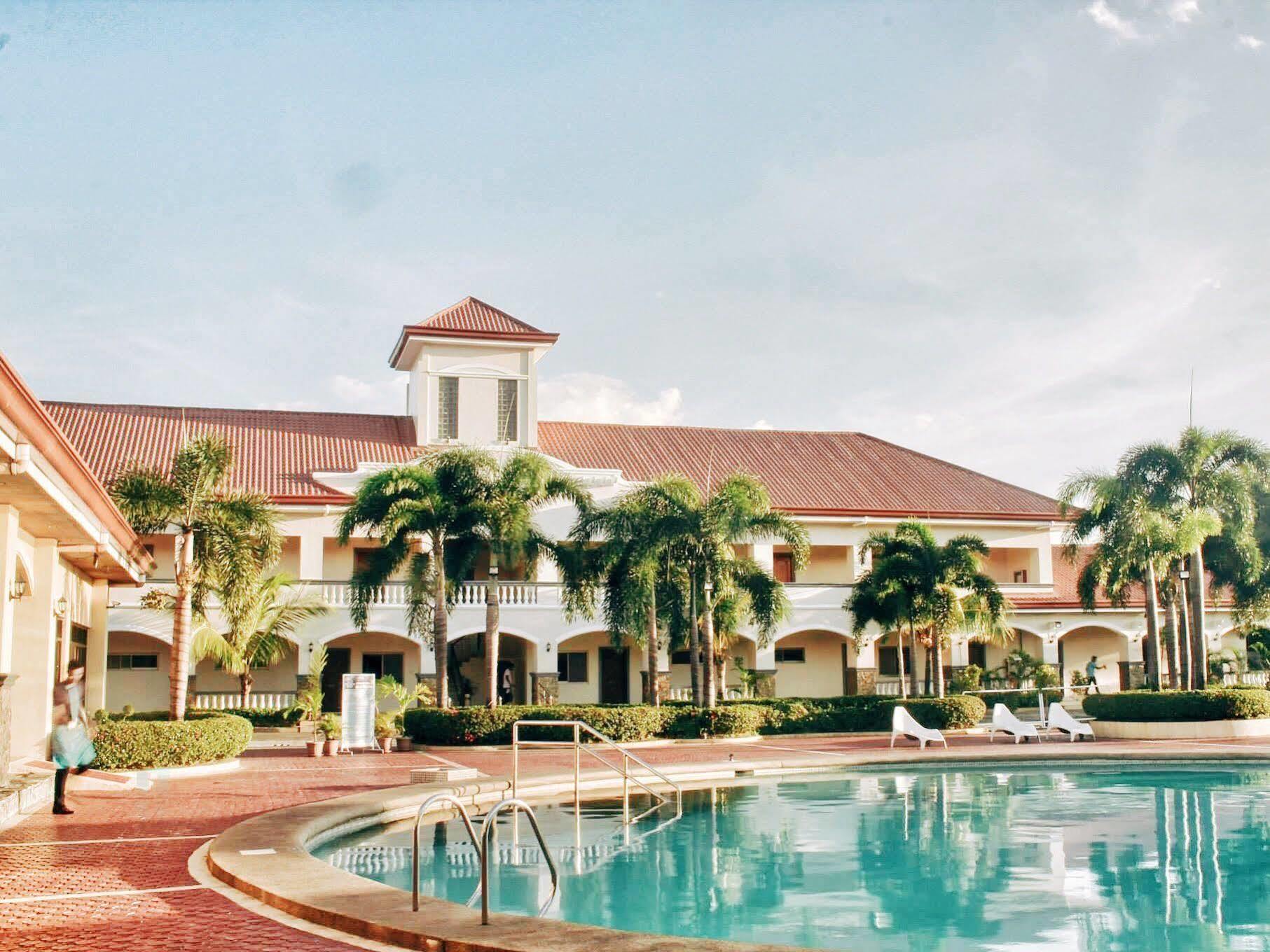 Subic Waterfront Resort And Hotel Extérieur photo